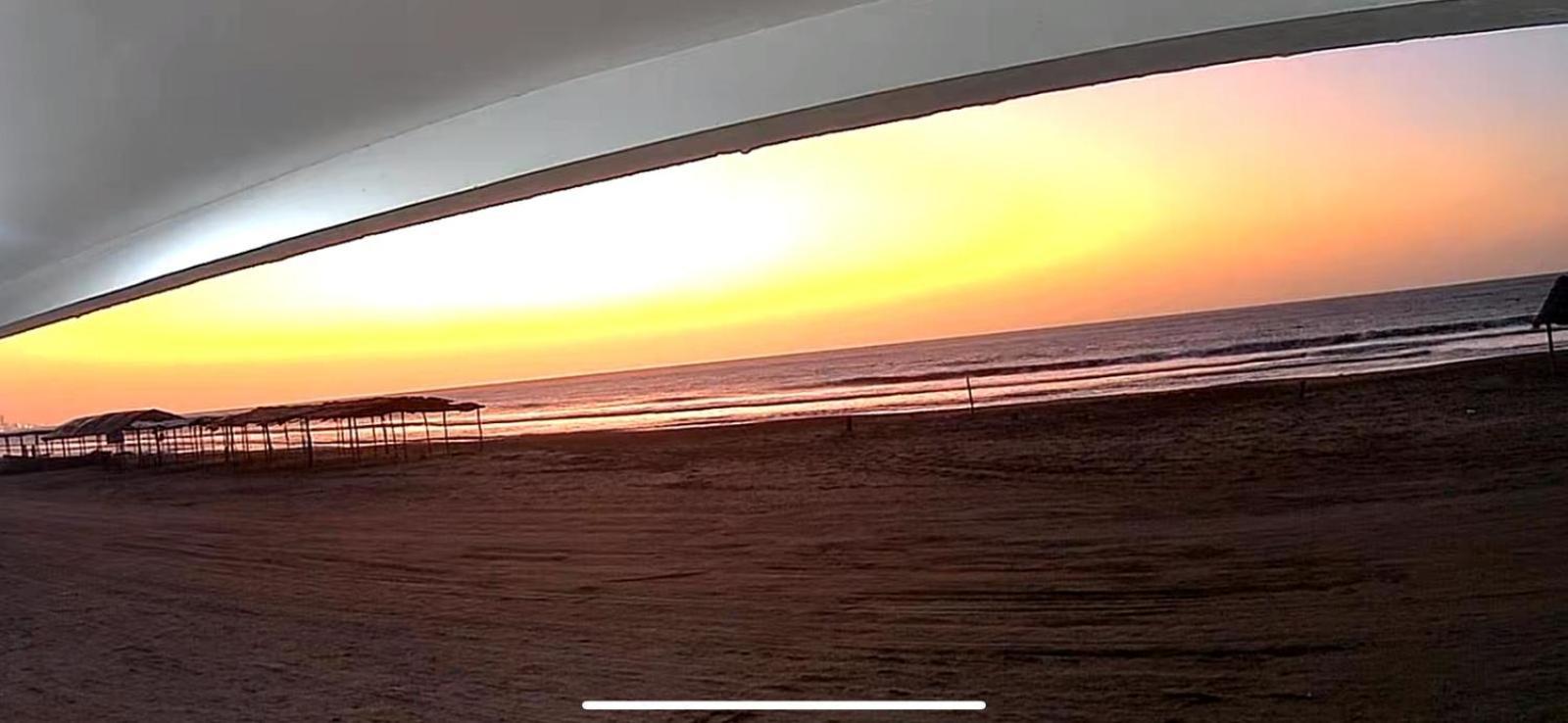 El Mochilero Rural Frente A La Playa B *